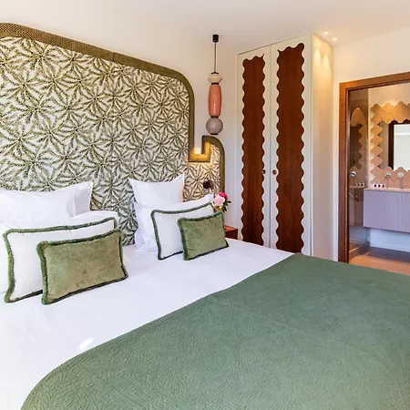 Lou Cagnard Hotel 4*