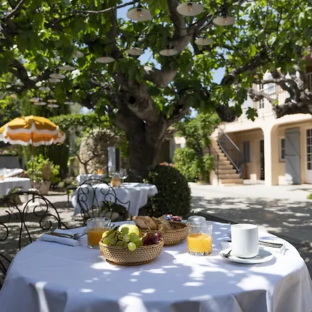 Lou Cagnard 4* Saint-Tropez