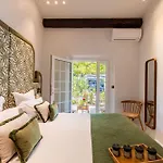 Lou Cagnard Hotel