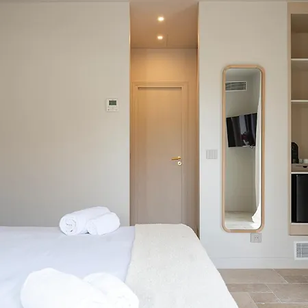 Lou Cagnard Hotel