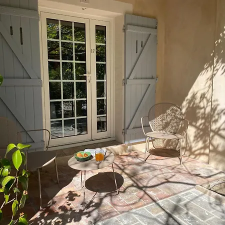 Lou Cagnard 酒店 圣特罗佩